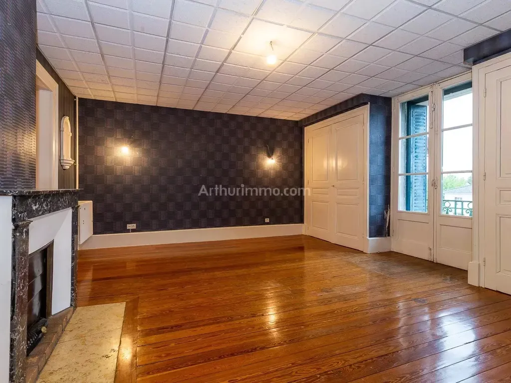 Achat appartement à vendre 5 pièces 110 m² - Belley
