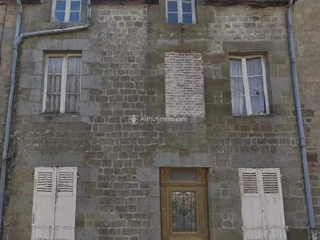 Achat maison à vendre 7 chambres 120 m² - La Motte-Fouquet