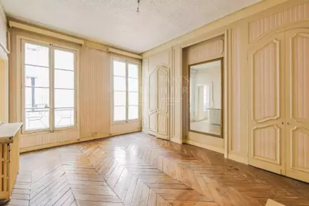 Achat appartement à vendre 3 pièces 71 m² - Paris 9ème arrondissement