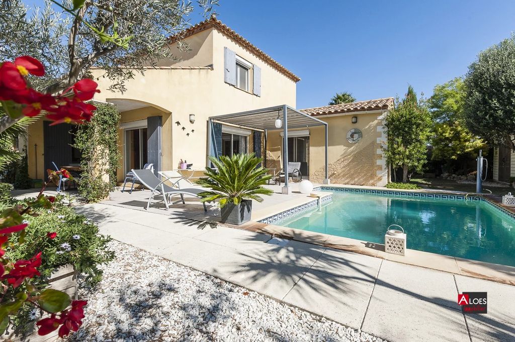 Achat maison à vendre 3 chambres 123 m² - Aigues-Mortes