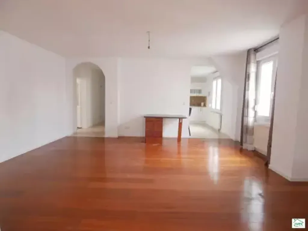 Achat appartement à vendre 4 pièces 114 m² - Strasbourg