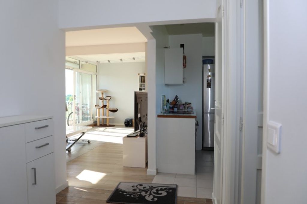 Achat appartement à vendre 4 pièces 66 m² - Limay