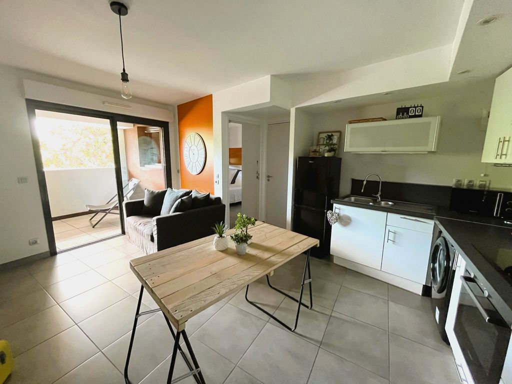 Achat appartement à vendre 2 pièces 35 m² - Cavalaire-sur-Mer