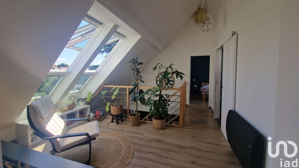 Achat maison à vendre 6 chambres 175 m² - La Queue-en-Brie
