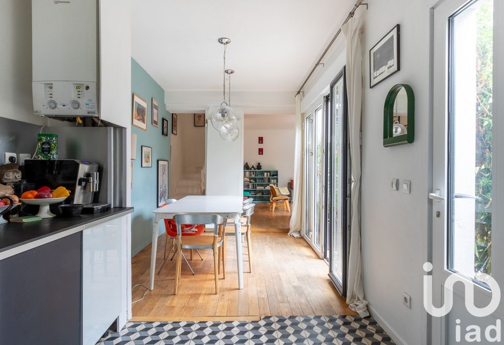 Achat maison à vendre 3 chambres 116 m² - Saint-Ouen