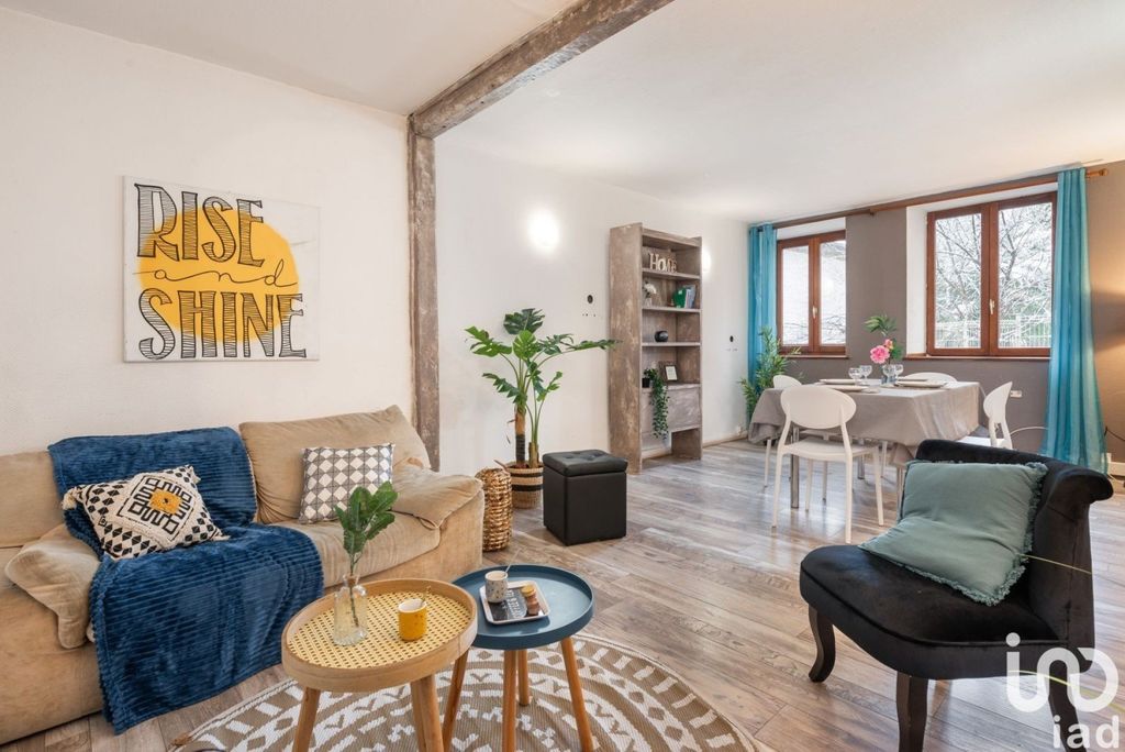 Achat maison à vendre 4 chambres 113 m² - Échirolles