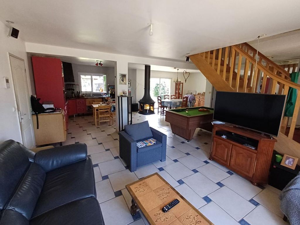 Achat maison à vendre 4 chambres 159 m² - La Chapelle-d'Aligné