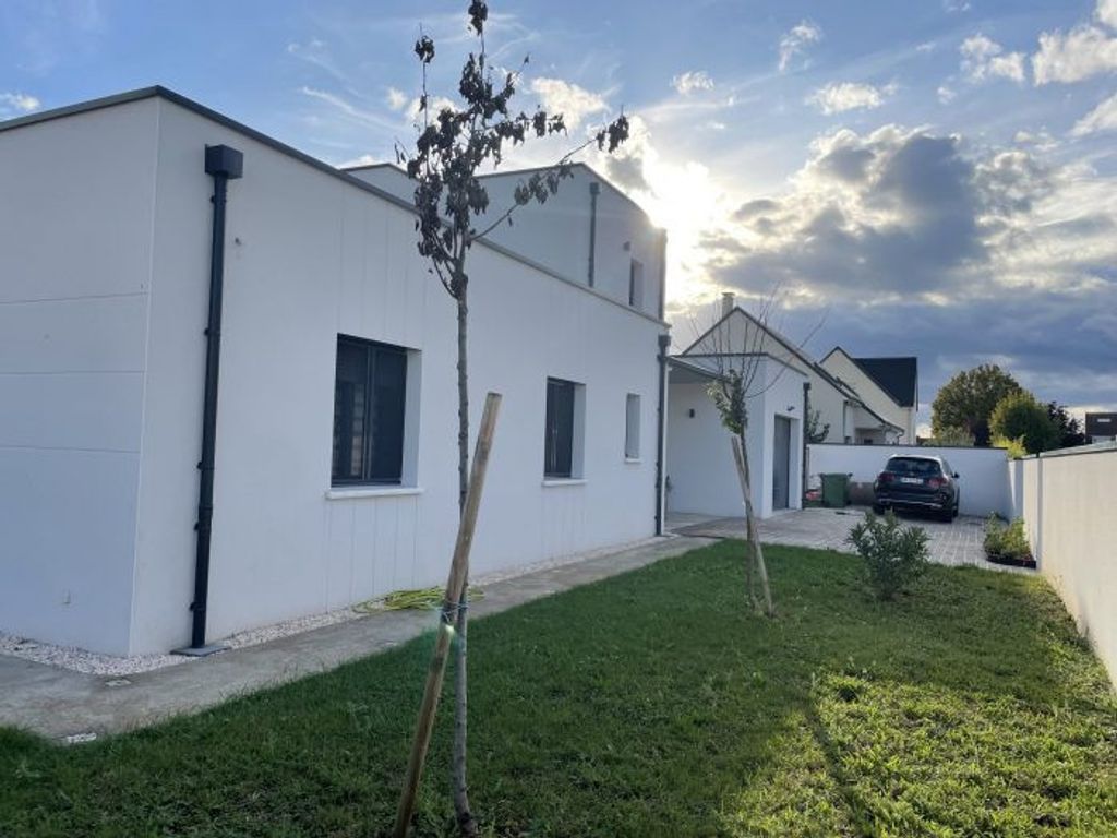 Achat maison à vendre 5 chambres 178 m² - Joué-lès-Tours