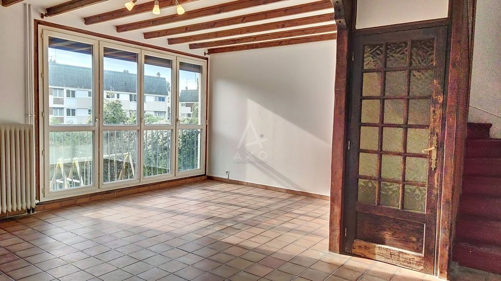 Achat maison à vendre 4 chambres 92 m² - Pontault-Combault