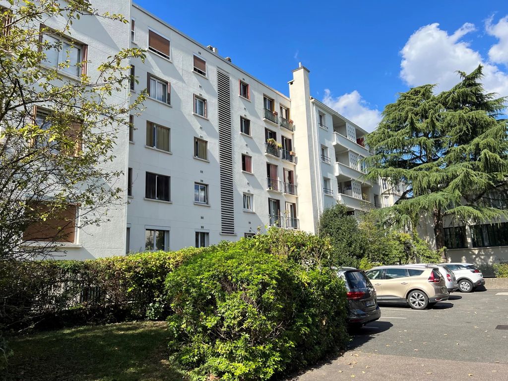 Achat appartement à vendre 3 pièces 71 m² - Issy-les-Moulineaux