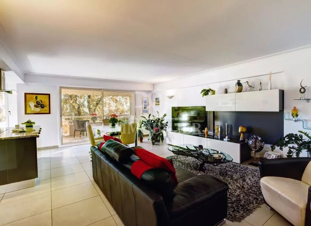 Achat appartement à vendre 4 pièces 111 m² - Nice