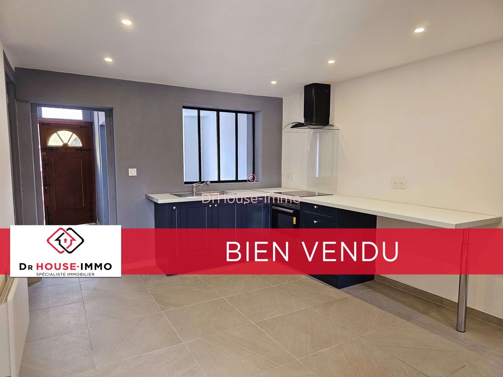 Achat maison à vendre 3 chambres 99 m² - Saint-Amand-les-Eaux