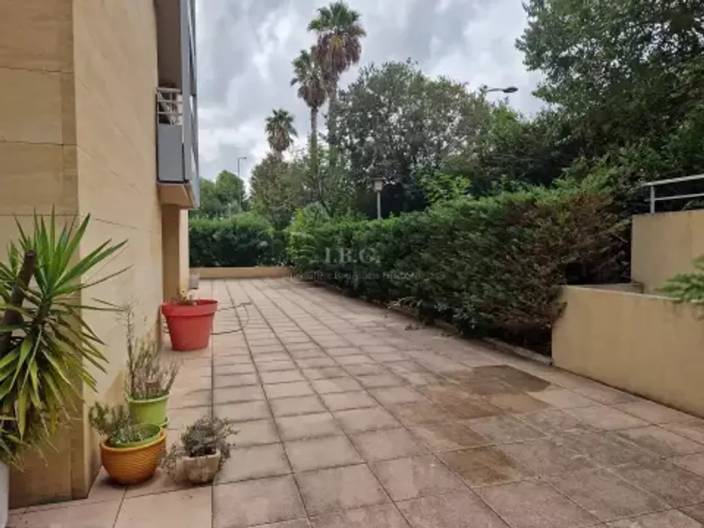 Achat appartement à vendre 4 pièces 87 m² - Marseille 8ème arrondissement