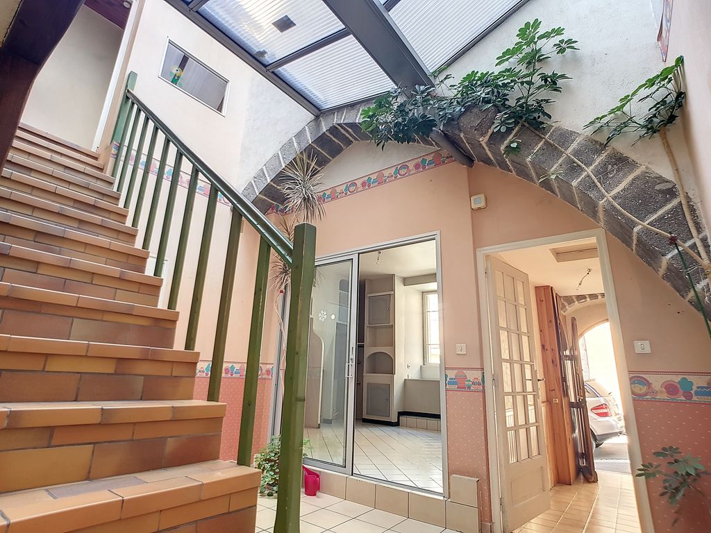 Achat maison à vendre 3 chambres 128 m² - Clermont-Ferrand