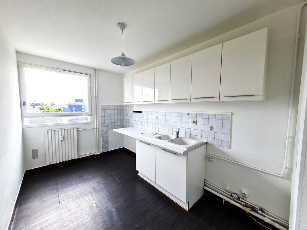 Achat appartement à vendre 5 pièces 97 m² - Compiègne