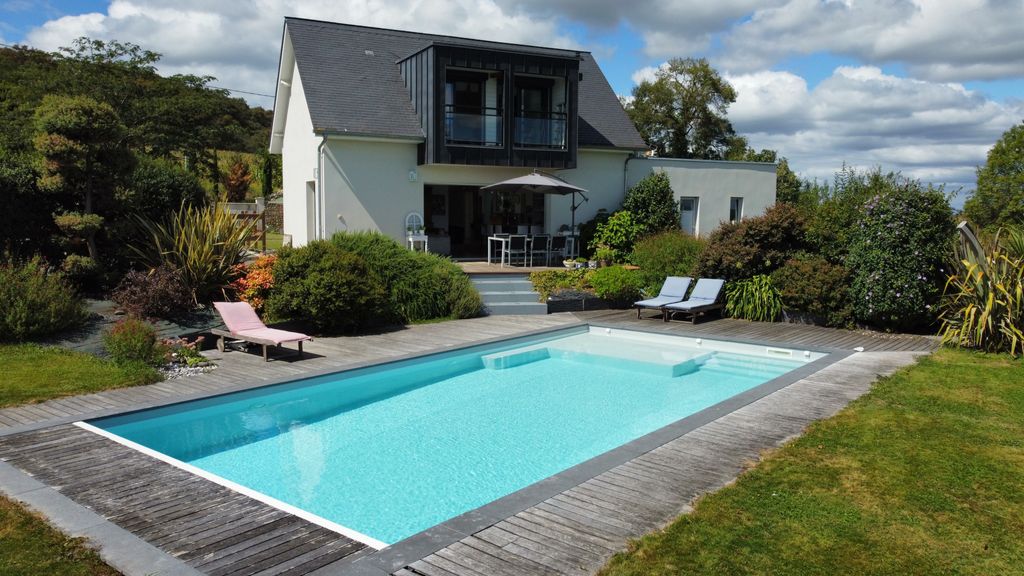Achat maison à vendre 4 chambres 163 m² - Beyrie-en-Béarn