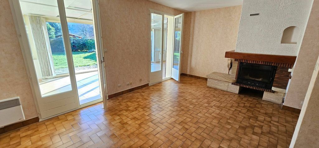 Achat maison à vendre 4 chambres 125 m² - Poitiers