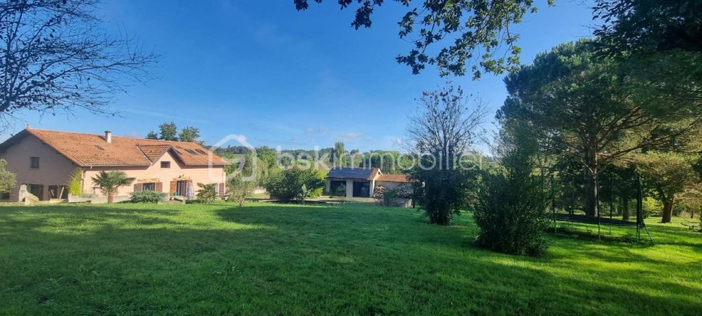 Achat maison à vendre 4 chambres 143 m² - Vielle-Tursan