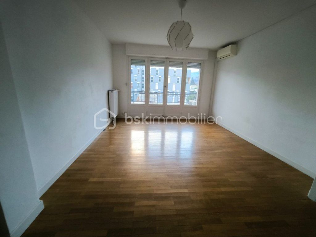 Achat appartement à vendre 3 pièces 77 m² - Grenoble