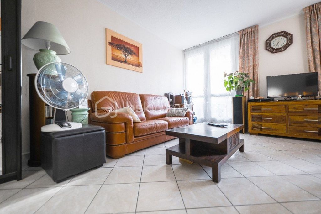 Achat appartement 4 pièce(s) Roissy-en-Brie