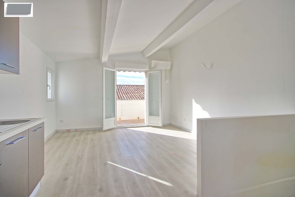 Achat maison à vendre 2 chambres 74 m² - La Valette-du-Var