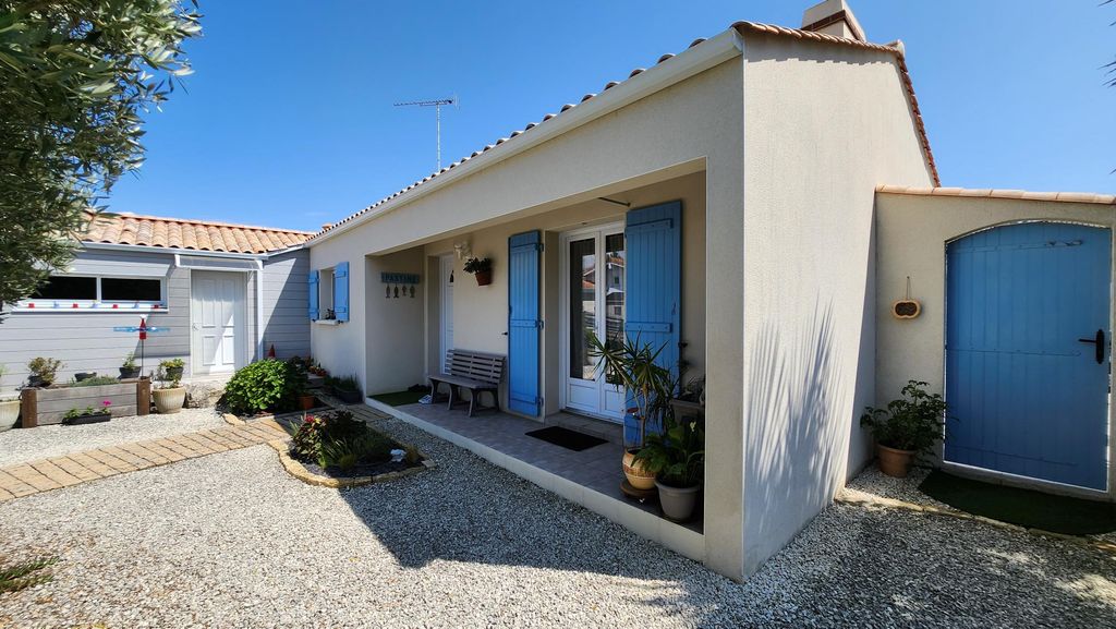 Achat maison à vendre 3 chambres 112 m² - Saint-Hilaire-de-Riez