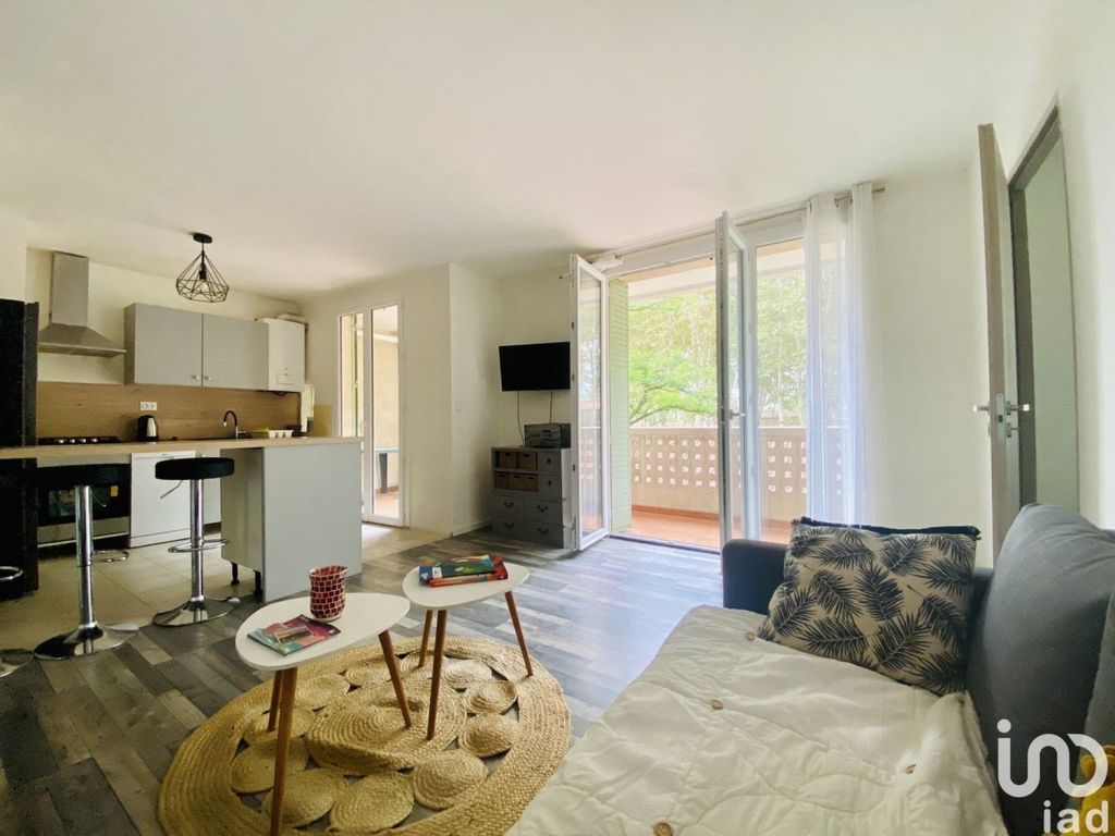 Achat appartement à vendre 4 pièces 67 m² - Avignon