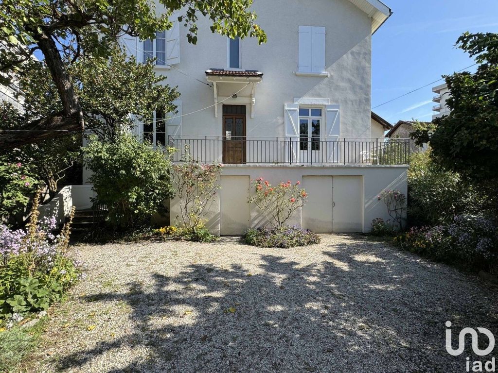 Achat maison à vendre 5 chambres 165 m² - Grenoble