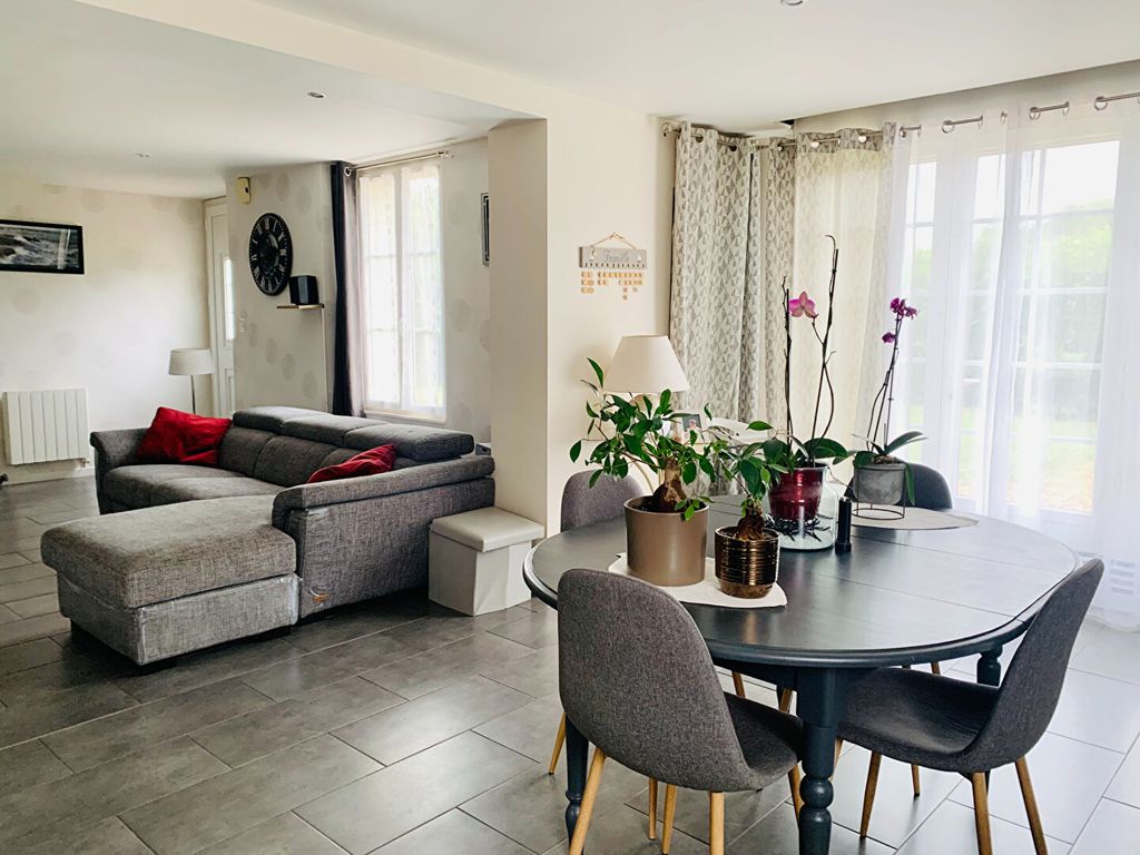 Achat maison à vendre 3 chambres 160 m² - Sainte-Gemmes-sur-Loire
