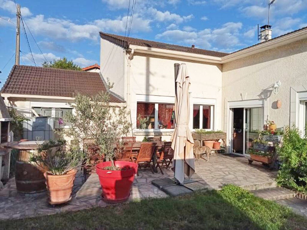 Achat maison à vendre 4 chambres 123 m² - Neuilly-sur-Marne