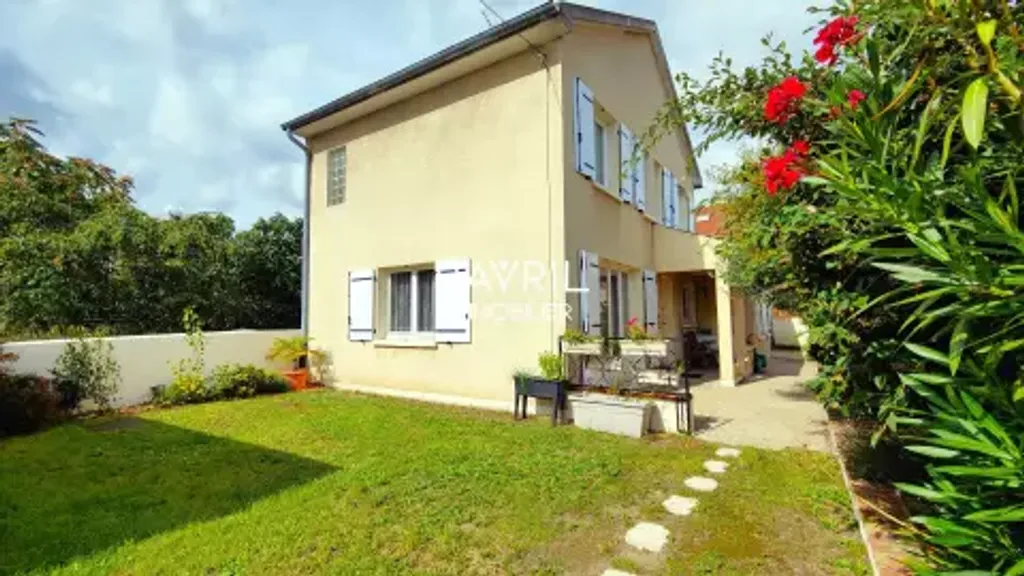 Achat maison à vendre 4 chambres 128 m² - Conflans-Sainte-Honorine