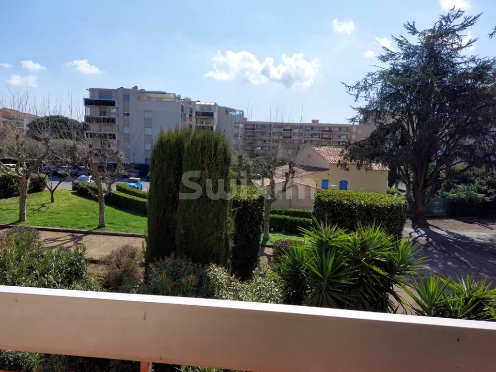 Achat appartement à vendre 5 pièces 96 m² - Sainte-Maxime