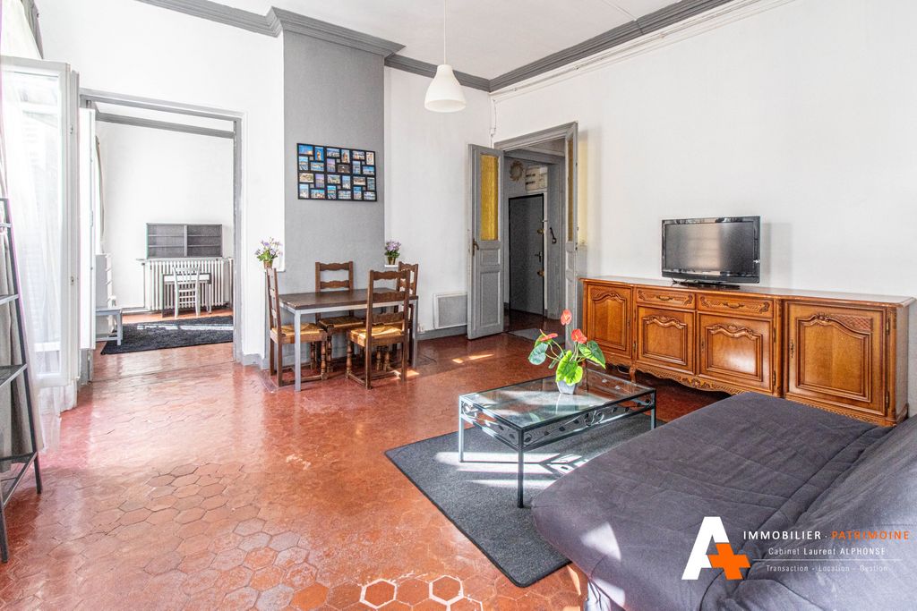 Achat appartement à vendre 3 pièces 68 m² - Marseille 1er arrondissement