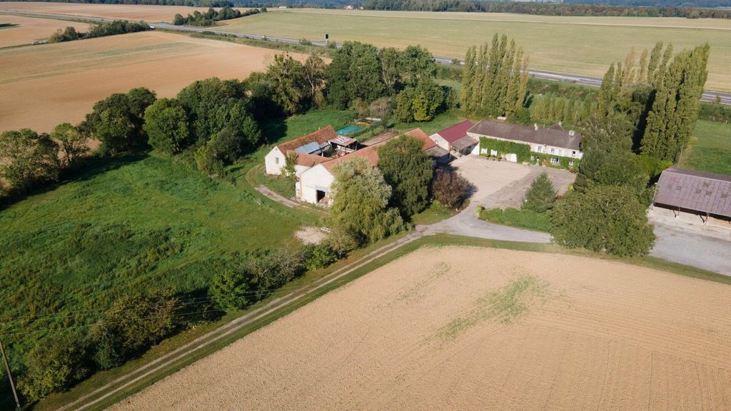 Achat maison 6 chambre(s) - Château-Thierry