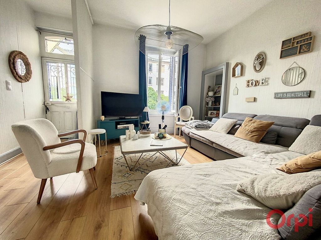 Achat maison à vendre 3 chambres 129 m² - Montluçon