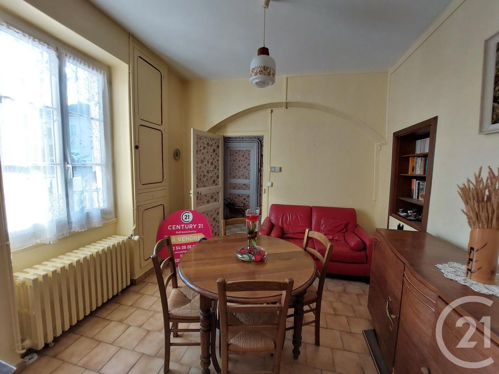 Achat maison à vendre 4 chambres 111 m² - Diou