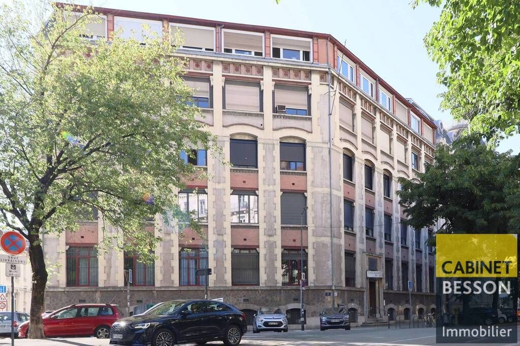 Achat appartement à vendre 5 pièces 145 m² - Grenoble