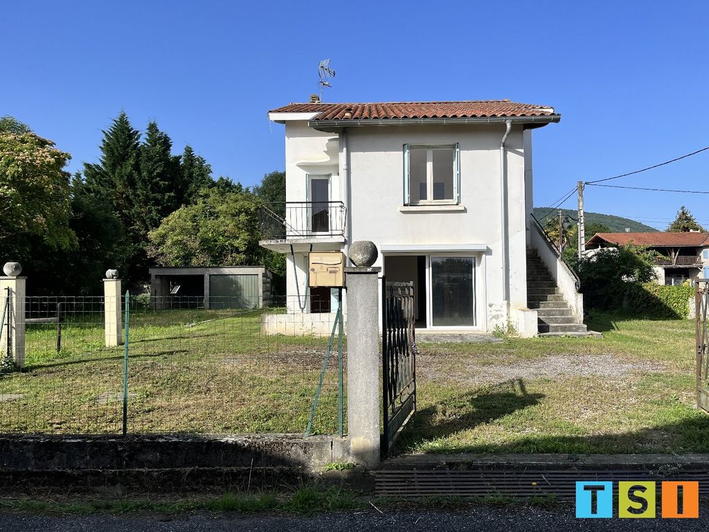 Achat maison à vendre 5 chambres 181 m² - Ardiège