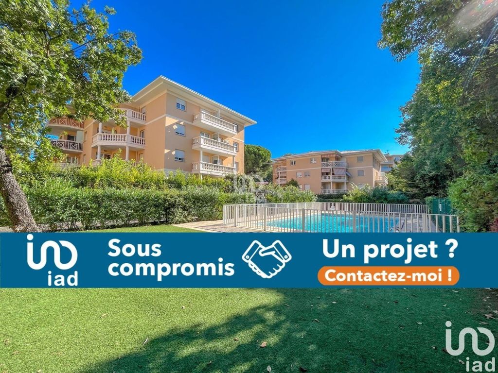 Achat appartement à vendre 4 pièces 77 m² - Fréjus