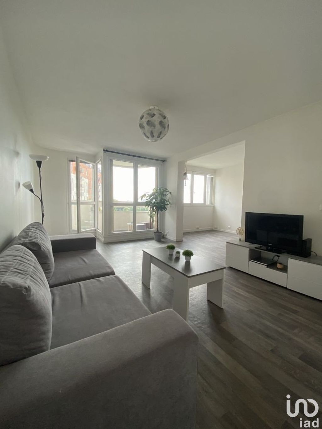 Achat appartement à vendre 4 pièces 82 m² - Le Pré-Saint-Gervais