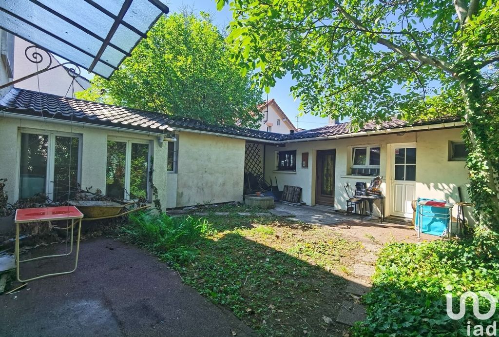 Achat maison à vendre 5 chambres 173 m² - Aulnay-sous-Bois