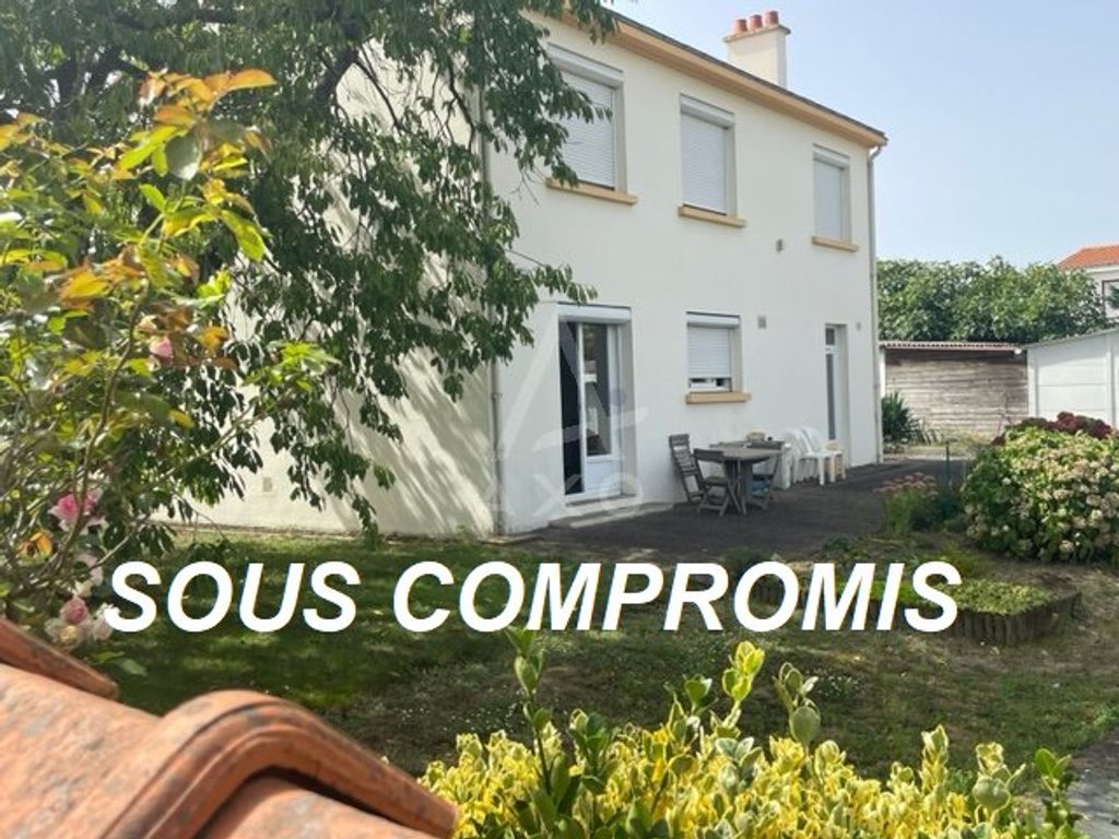 Achat maison à vendre 4 chambres 85 m² - Les Brouzils