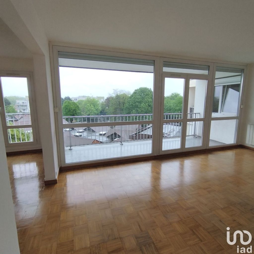 Achat appartement à vendre 4 pièces 80 m² - Noisy-le-Grand