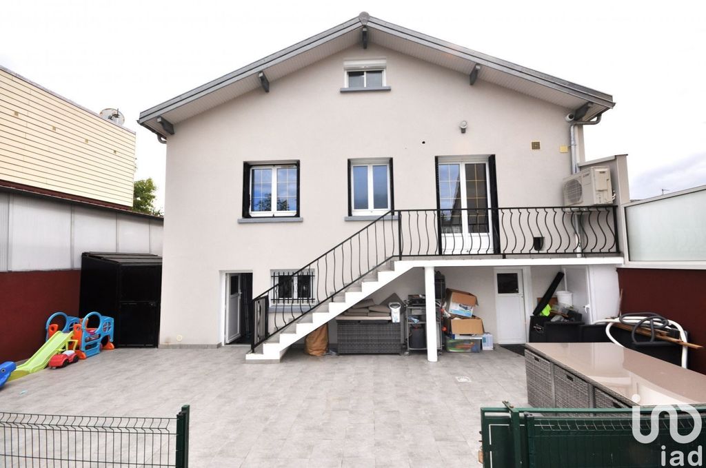 Achat maison à vendre 3 chambres 95 m² - Aulnay-sous-Bois