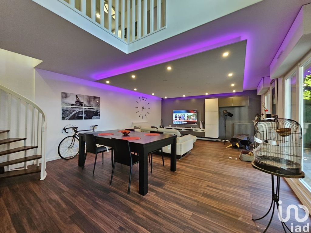 Achat duplex à vendre 5 pièces 100 m² - Champs-sur-Marne