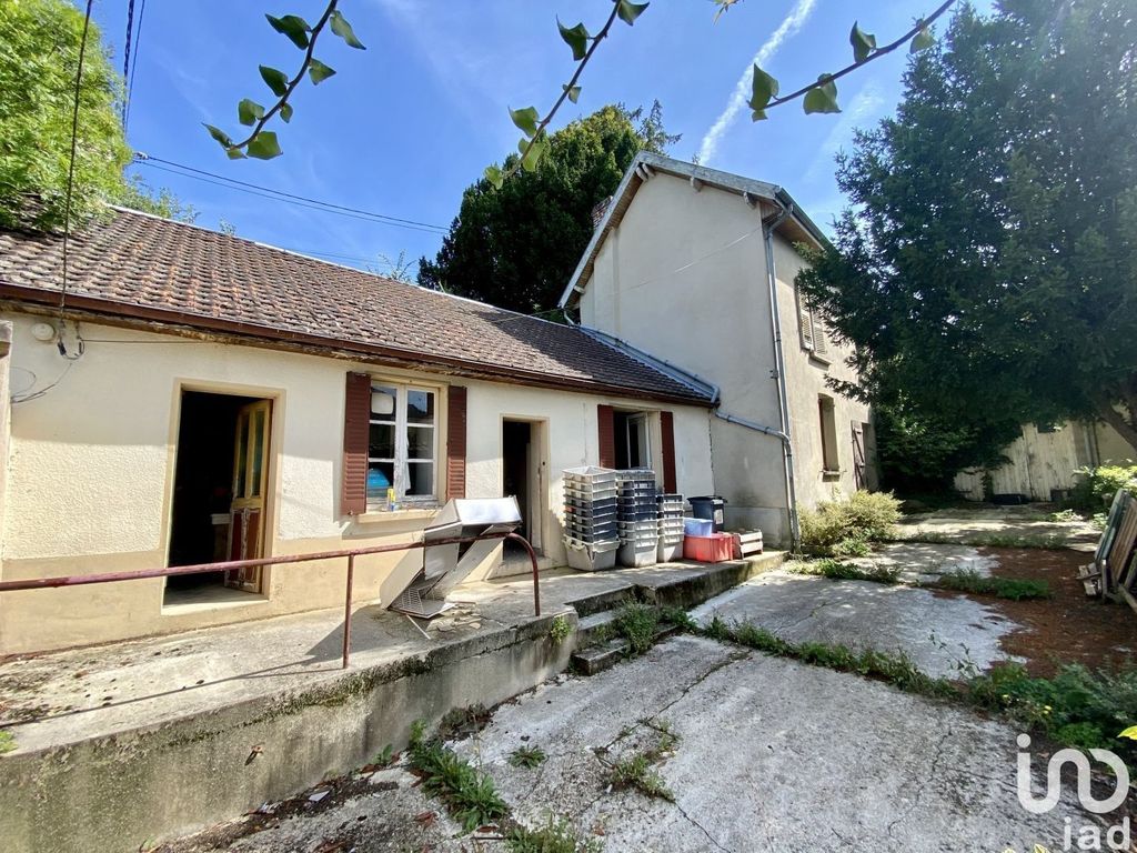 Achat maison à vendre 2 chambres 77 m² - Cuis