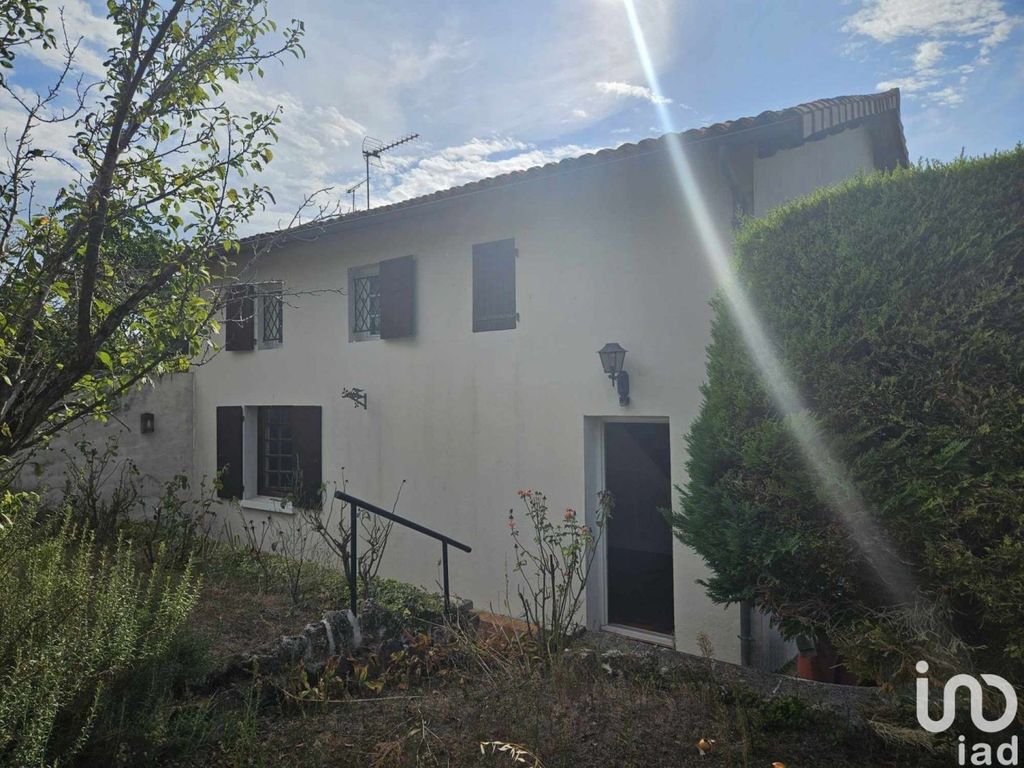 Achat maison à vendre 4 chambres 164 m² - Nersac