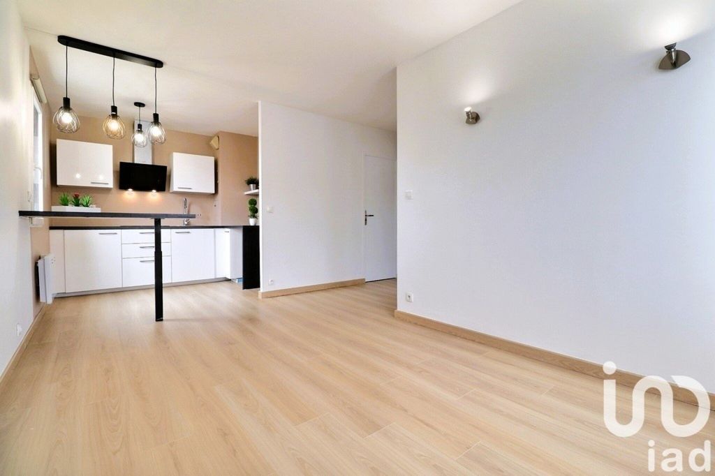 Achat appartement à vendre 2 pièces 40 m² - Ozoir-la-Ferrière