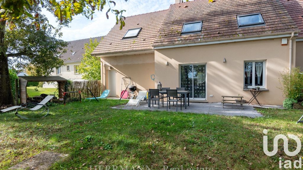 Achat maison à vendre 3 chambres 113 m² - Les Essarts-le-Roi