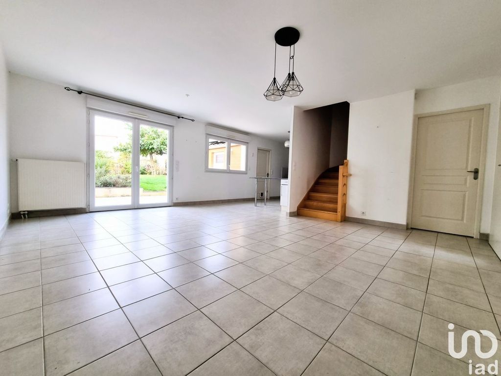 Achat maison à vendre 4 chambres 111 m² - Montreuil-Juigné
